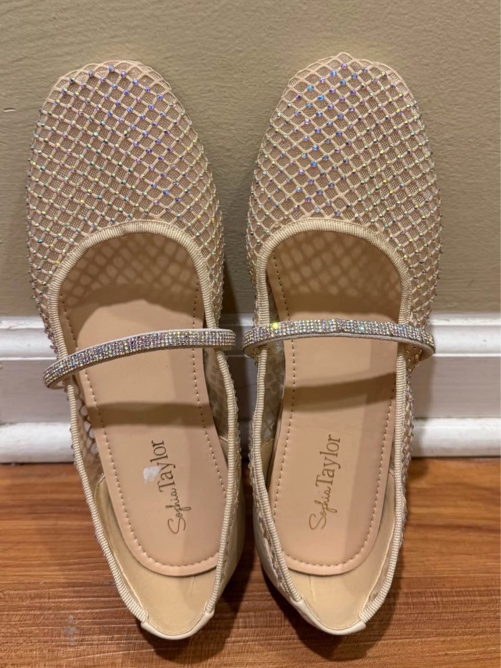 Sophia Taylor Beige Mesh Rhinestone Mesh Mary Jane Flats size 5 NWOT